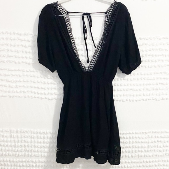 C&C California black v-neck eyelet tie back dress